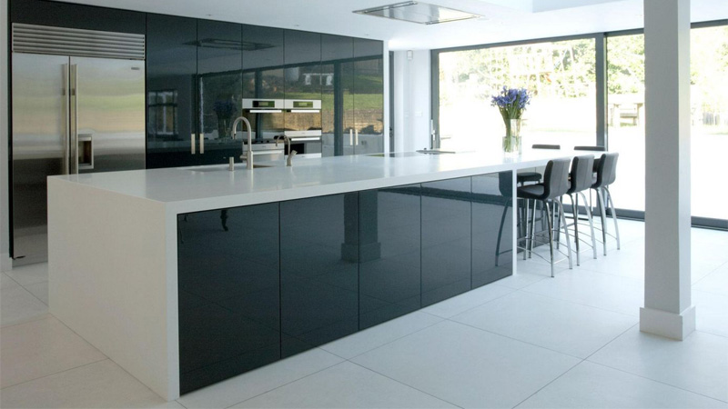 کابینت هایگلاس مشکی